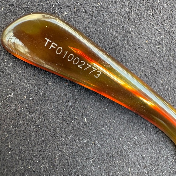 Women’s Celine Sunglasses with Pouch - Picture 11 of 11